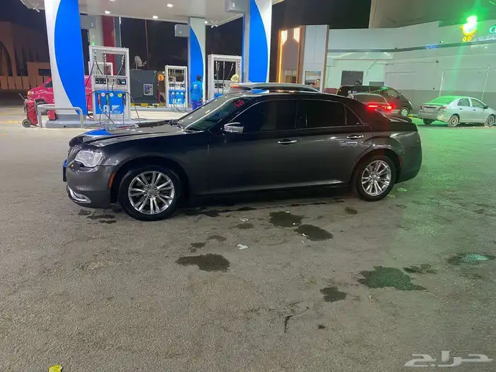 كرايزلر V6 C300 ليمتد 2017 1