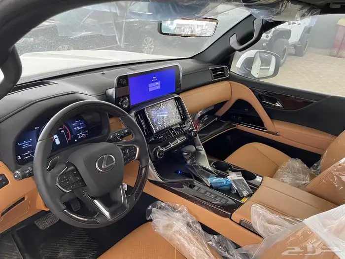 لكزس BB LX600 بريمي   عماني 2025 15