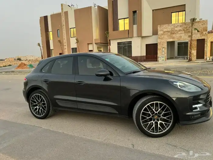 للبيع جيب بورش ماكان موديل 2021 على الضمان 4