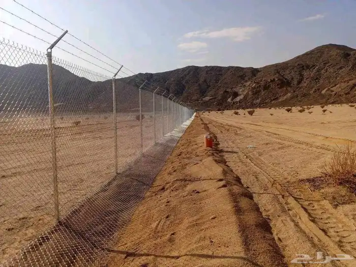 نعمل في تركيب الشبوك شبوك مزارع شبوك حكومه شبوك ملاعب في الم 1