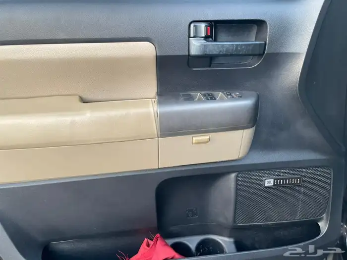 تويوتا سكويا 2013 سعودي 17