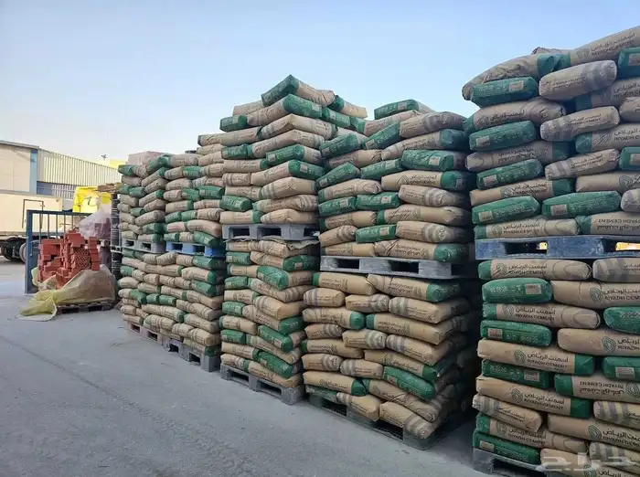 مبسط مواد بناء اسمنت رمل بندوره انترلوك بلاط شبك مصدات عتب 7