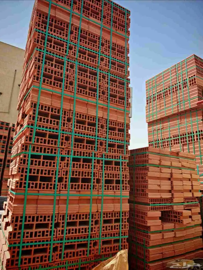 مبسط مواد بناء اسمنت رمل بندوره انترلوك بلاط شبك مصدات عتب 12