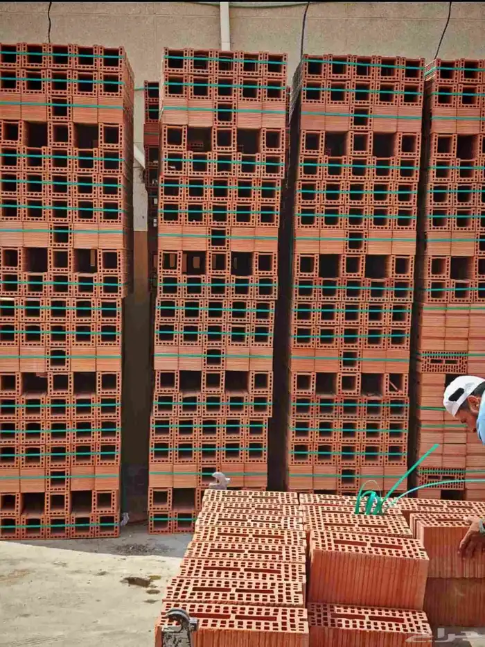 مبسط مواد بناء اسمنت رمل بندوره انترلوك بلاط شبك مصدات عتب 13