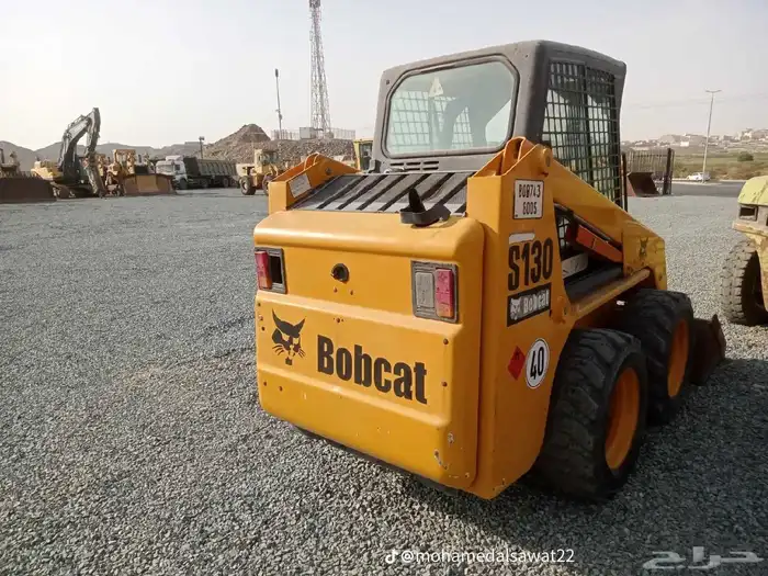 ابو فارس لجميع المعدات الثقيله للايجار يومي شهري سنوي الرياض 3