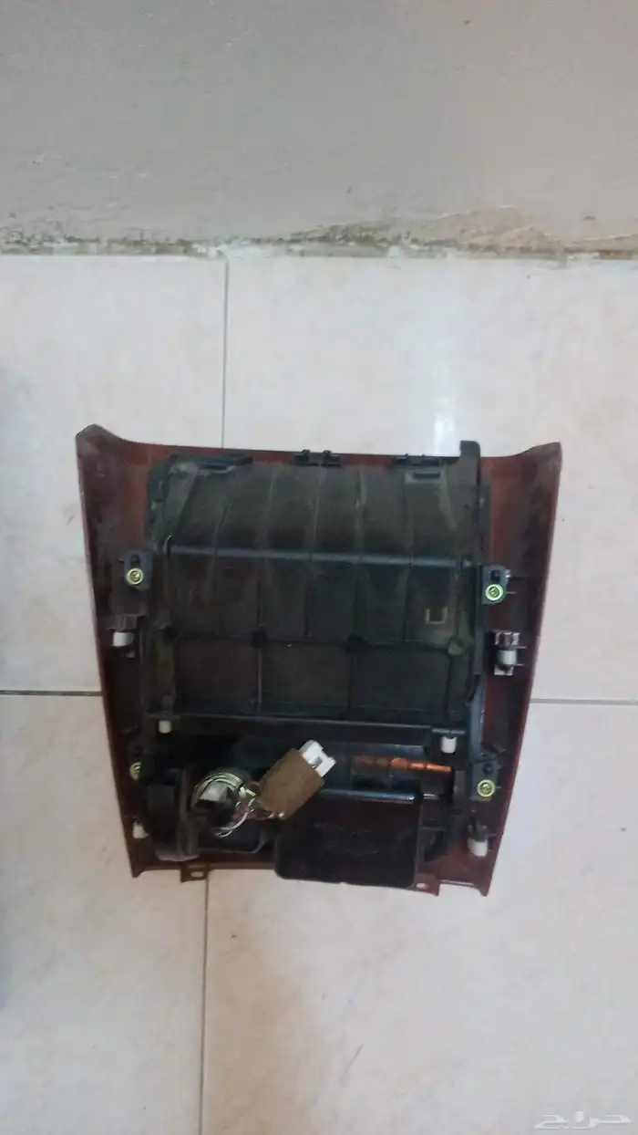 ديكور وطرمبة بنزين كامري مديل 2005 أمريكي وكالة 4