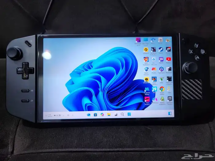جهاز العاب lenovo legion go 1tb استخدام نظيف 1