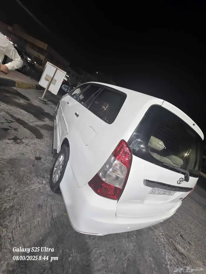 Toyota Innova 2013 5