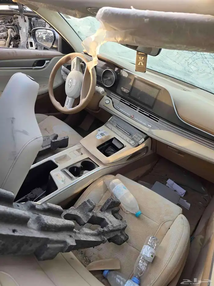 مندوب قطع غيار تشليح جميع أنواع السيارات 9