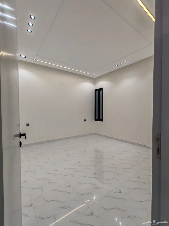 للبيع روف ببايكه سياره ودرج خارجي مع ملحق بسعر 650 الف 17