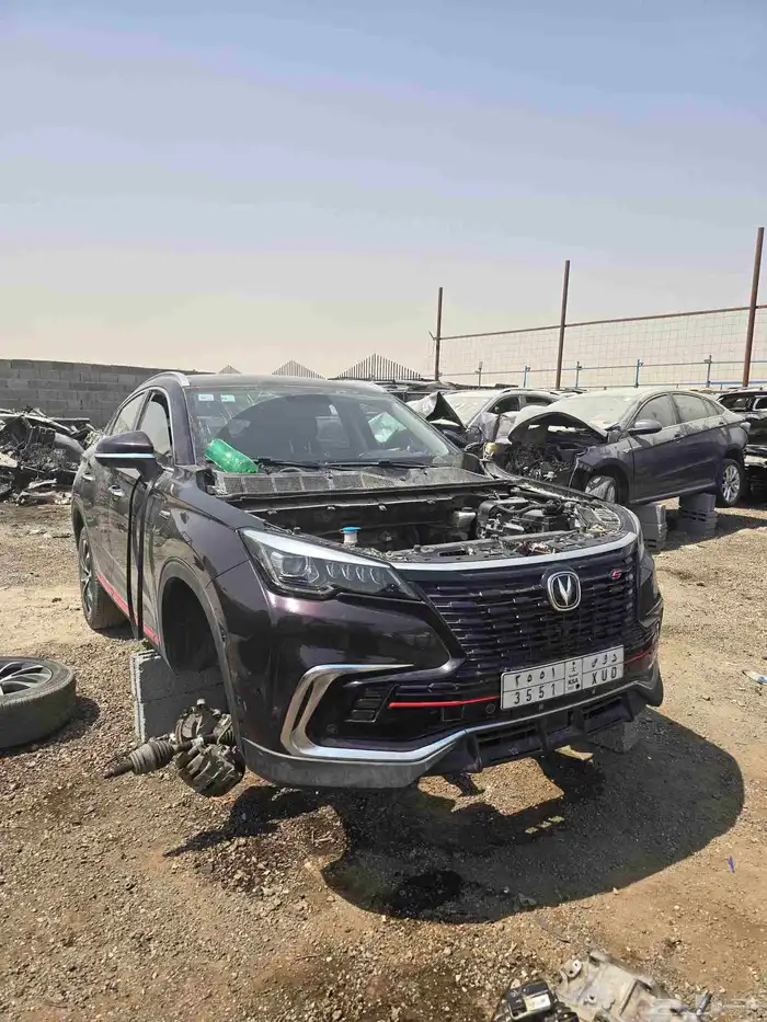 مندوب قطع غيار تشليح جميع أنواع السيارات 11