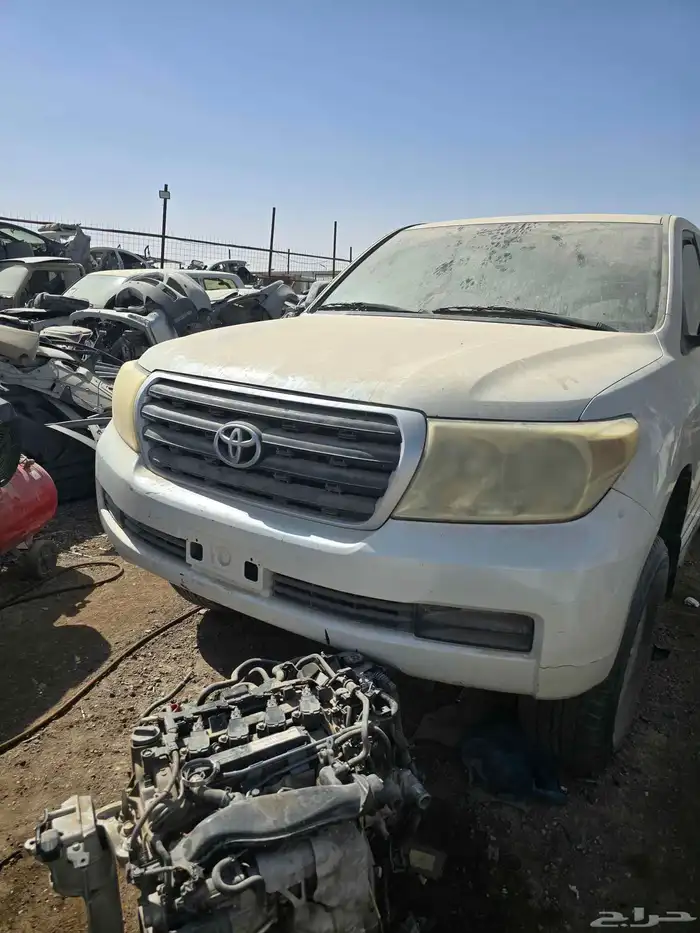 مندوب قطع غيار تشليح جميع أنواع السيارات 1