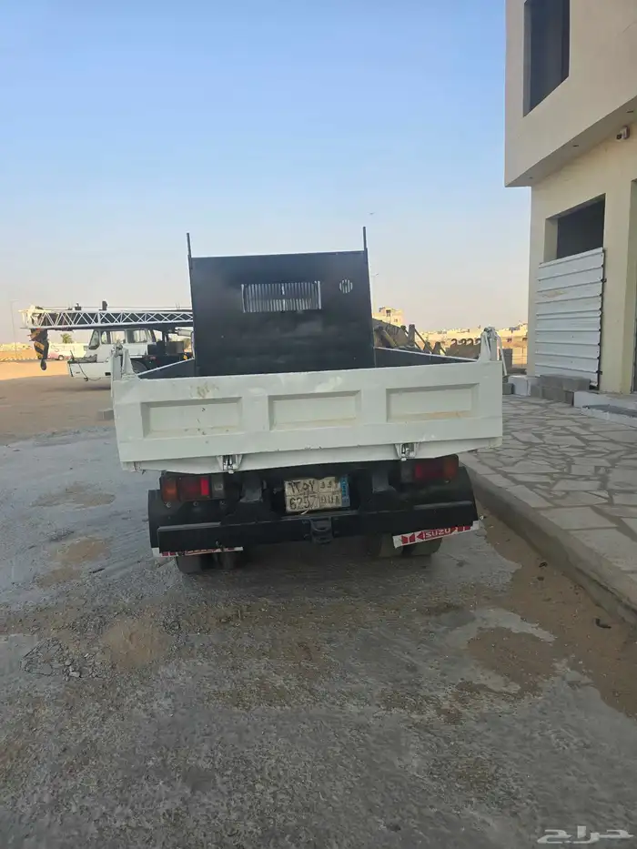 دينا قلاب ايسوزو مديل 1994 6