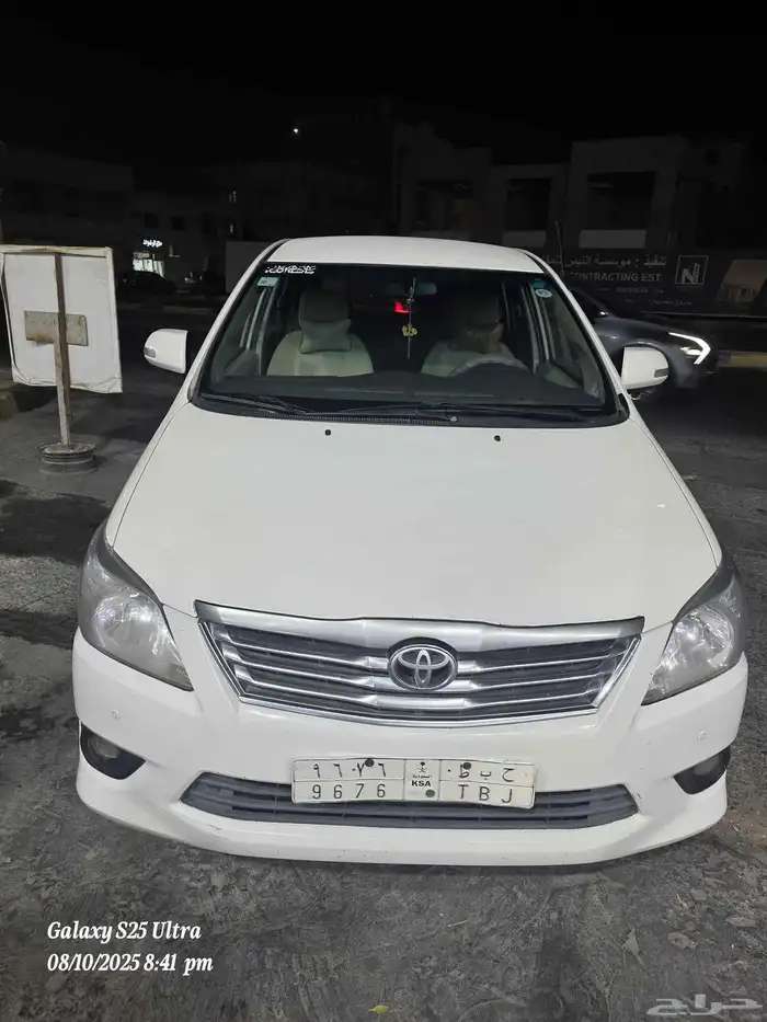 Toyota Innova 2013 0