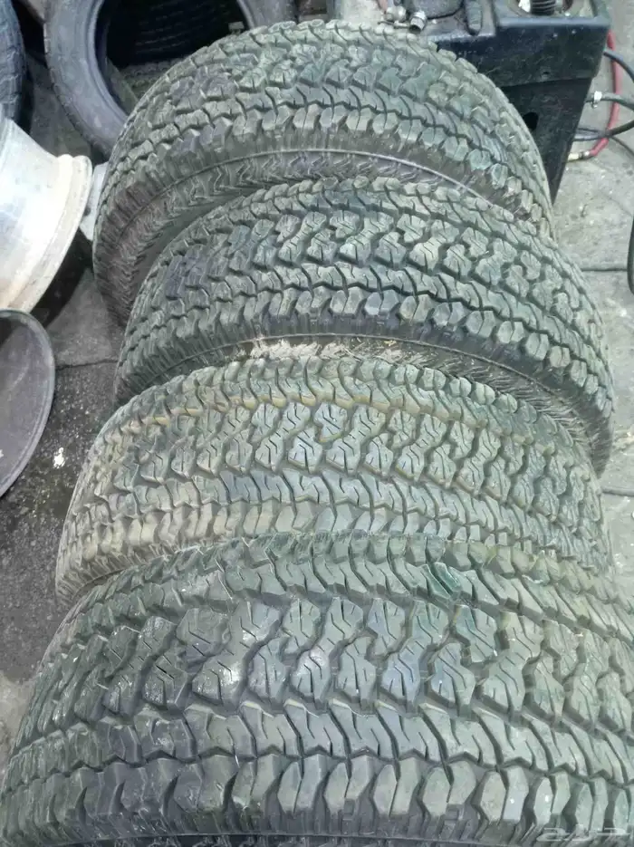 كفرات نص حجري كمهو منزلات شبه الجديد مقاس 17 70 285 3