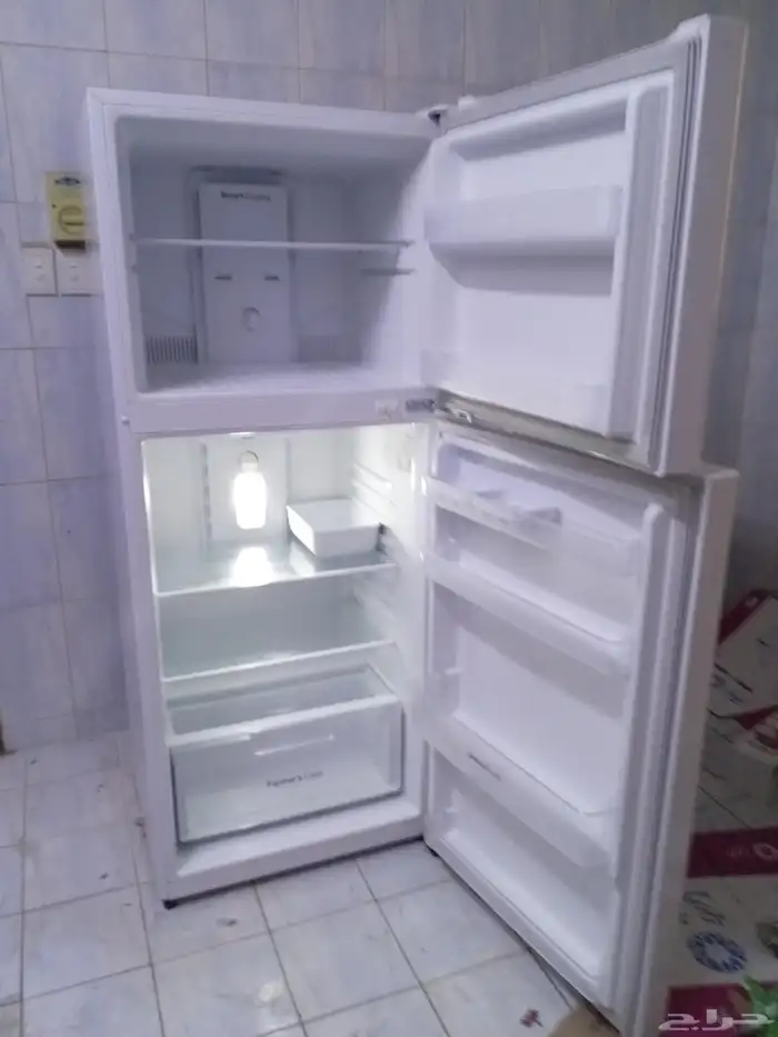 ثلاجه دايو نضيفه جدا مكيف شباك نضيف فرن كهربائي نضيف 1