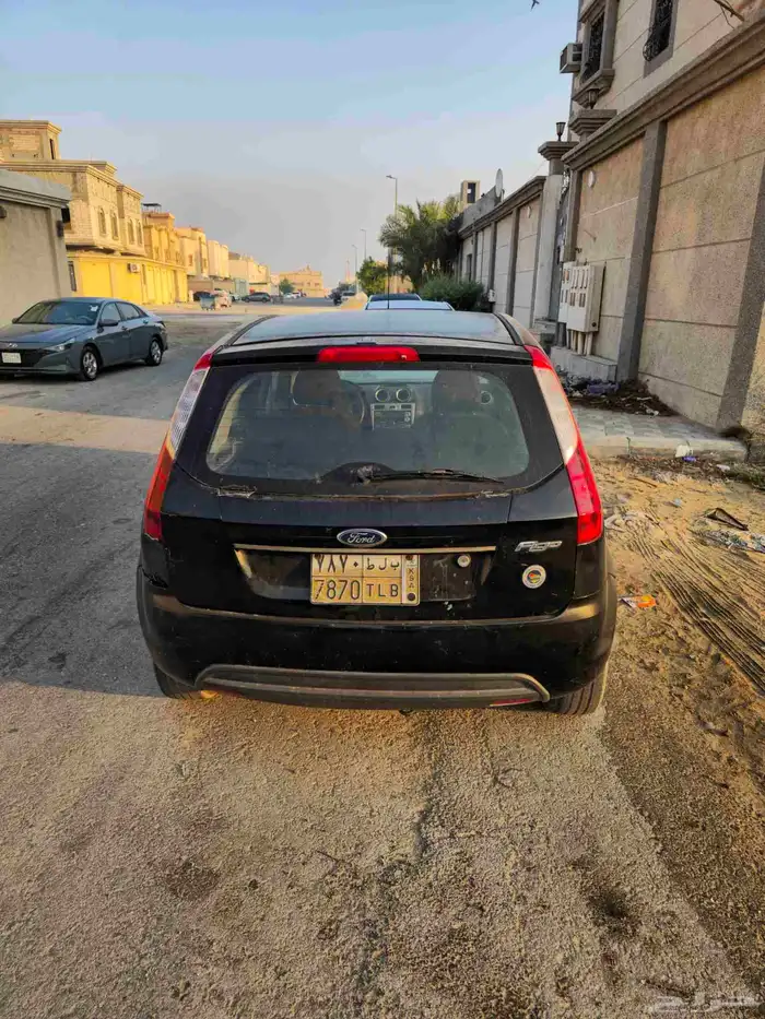 فورد فيجو 2011 4