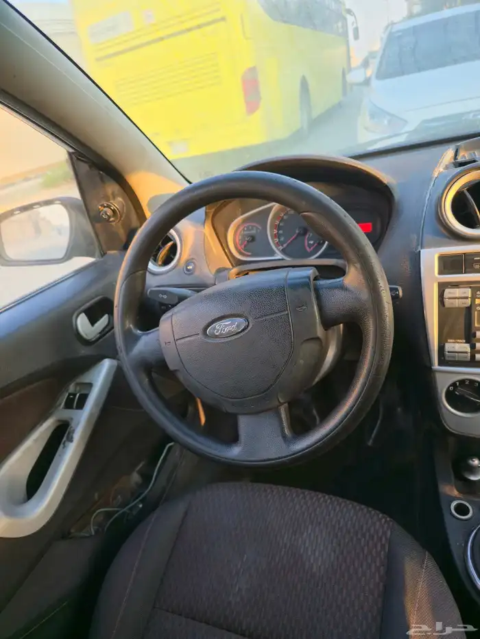 فورد فيجو 2011 5