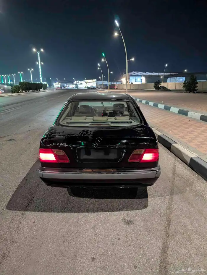 Mercedes 2000 e240 AC working 6