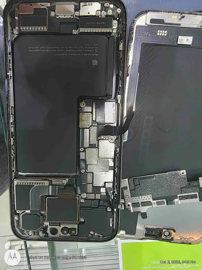 iPhone 15 Pro Max 3