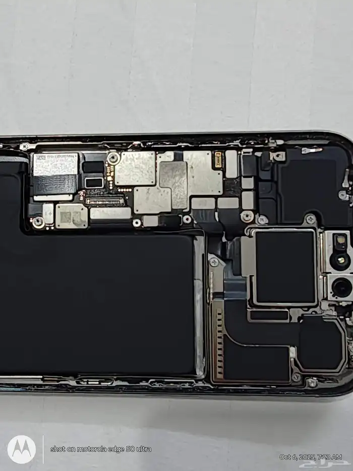 iPhone 15 Pro Max 2