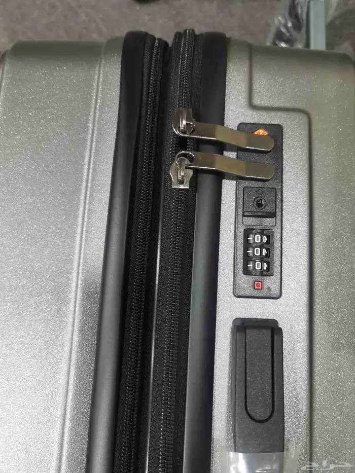 شنط سفر ماركة CARRY 3