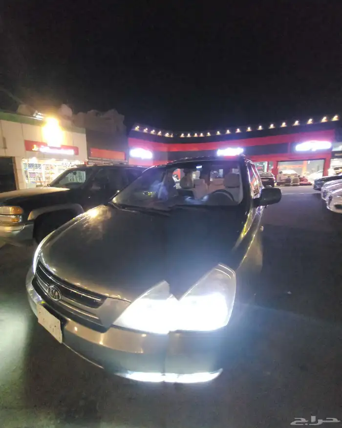 كيا كرنفال موديل 2009 2