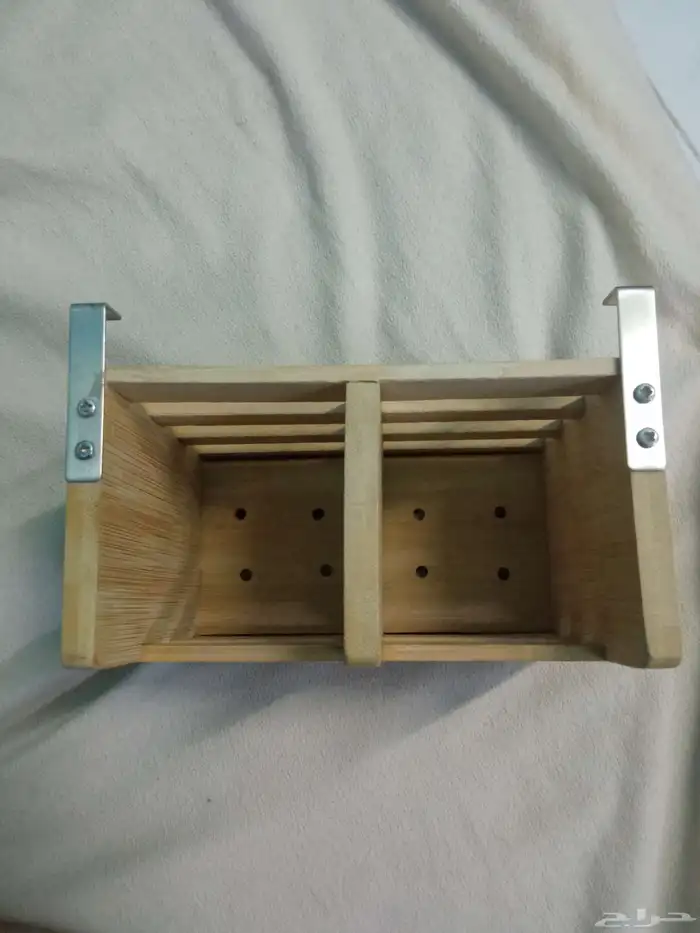 حامل اقلام خشبي مع مسكه   مثبت 1