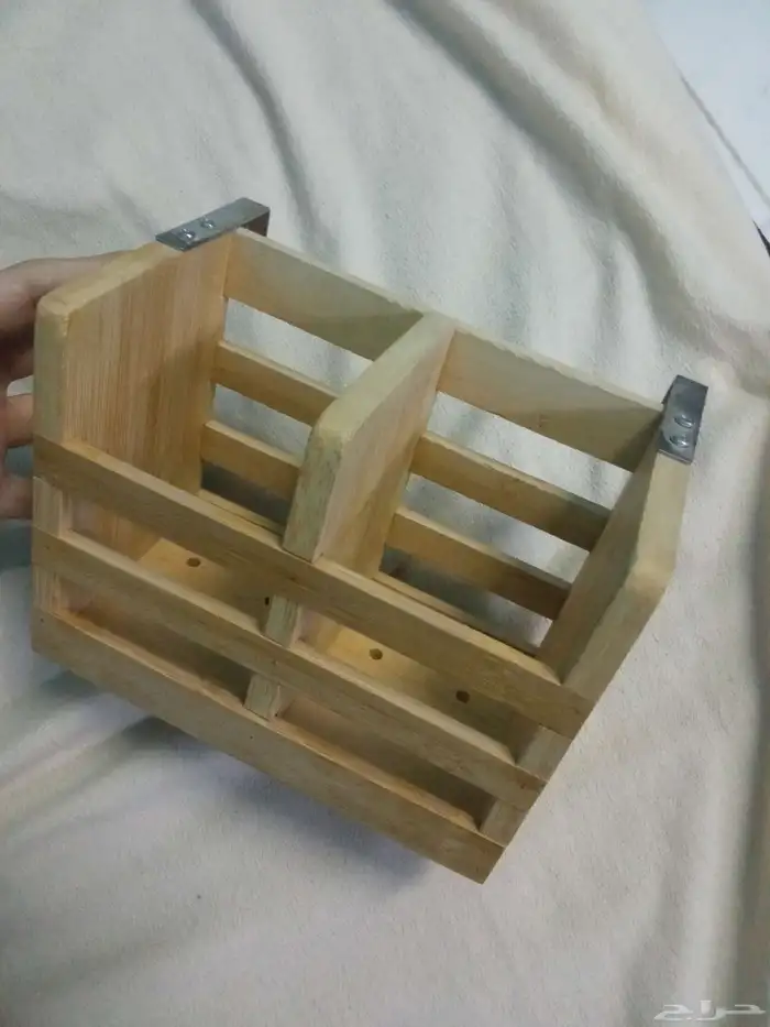 حامل اقلام خشبي مع مسكه   مثبت 0