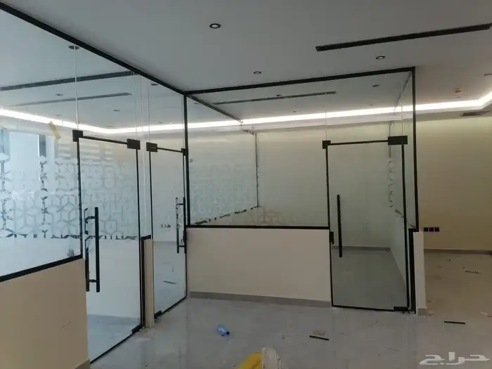 زجاج سكريت قواطع مكاتب 2
