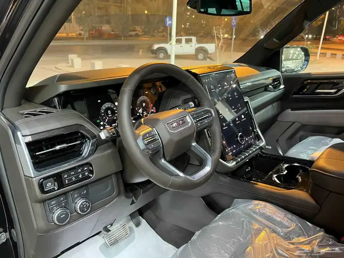 جي ام سي يوكن اليفيشن XL شاص طويل دبل 2025 13