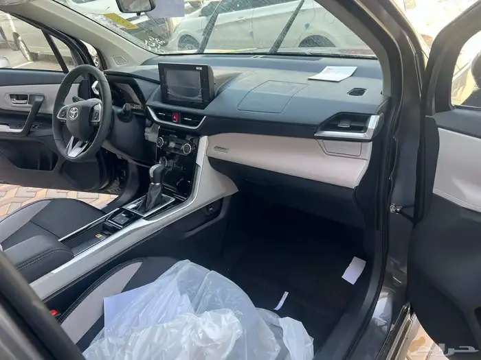 تويوتا فيلوز GLX بنزين 2025 كاش وتقسيط 20