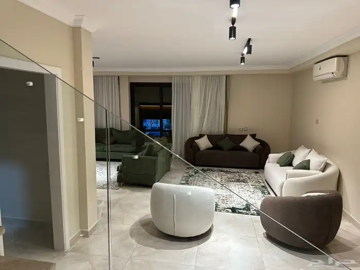 للسياحه في الشيخ زايد كمبوند بيفرالي هليز 1