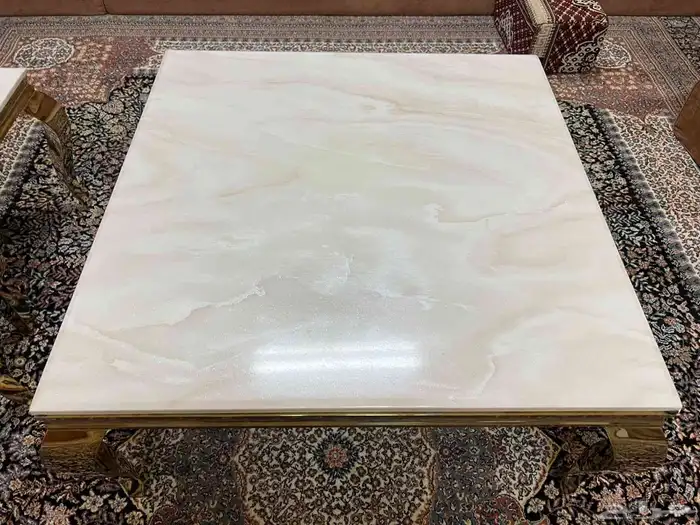 طاولات خدمه ملكيه رخام 0