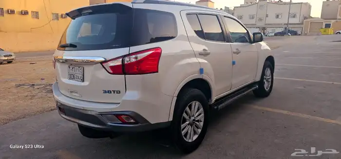 ايسوزو فل كامل لمتتد 2019 3