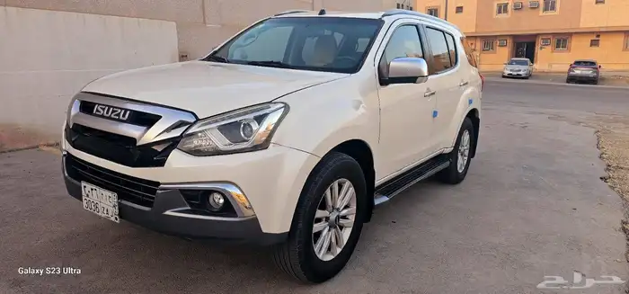 ايسوزو فل كامل لمتتد 2019 0