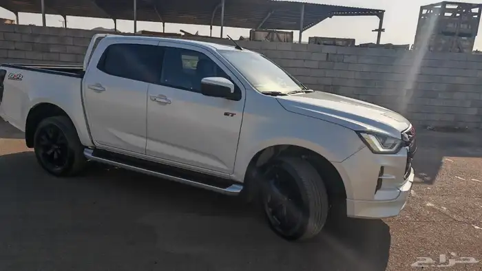 وانيت ايسوزو ديماكس GT 9