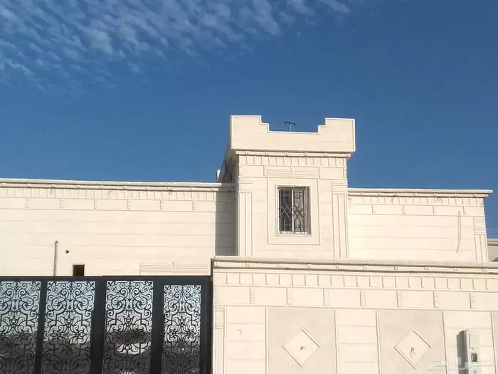 ترميم وديكورات ولياسه ملونه سعر مناسب 0