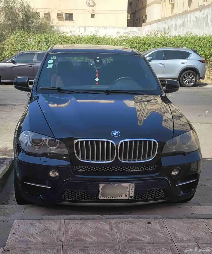 للبيع BMW X5. 2012 1