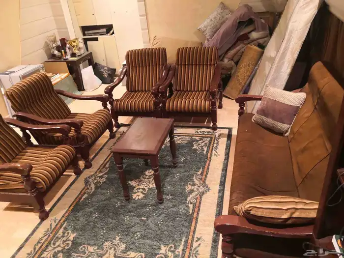 كنب خشبي وطاولة طعام   6 كراسي   دولب بوفيه 0