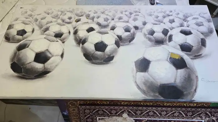 لوحات رسم فاخرة وعليها التواقيع 33