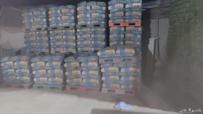 مبسط مواد بناء اسمنت رمل بندوره انترلوك بلاط شبك مصدات عتب 0