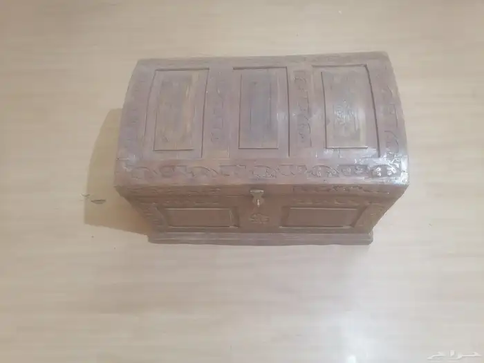 صندوق اثري قديم 2