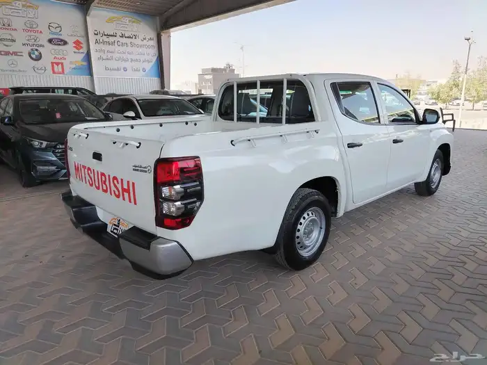 ميتسوبيشي ال200 غمارتين 2022 6