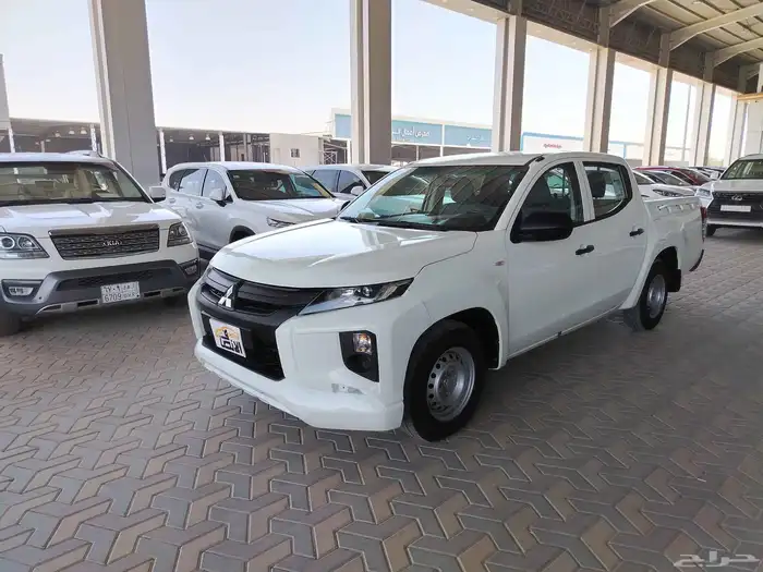 ميتسوبيشي ال200 غمارتين 2022 9