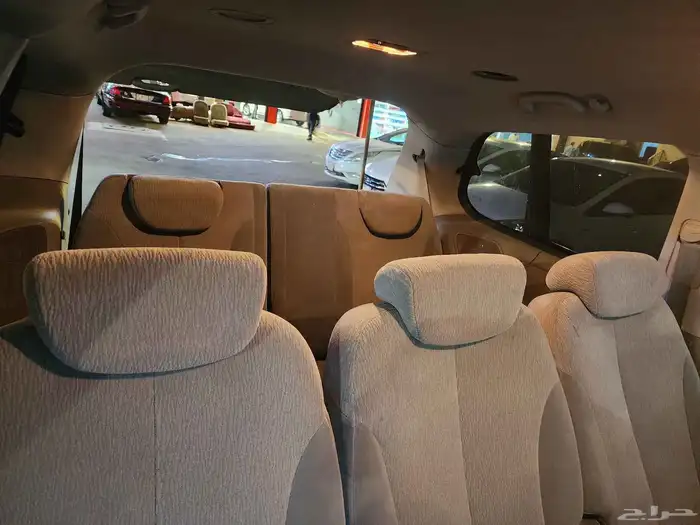 كيا كرنفال موديل 2009 9