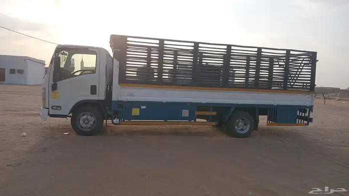 داخل و خارج المل ت  لنقل البضائع والمعمات الي آنحاء 0