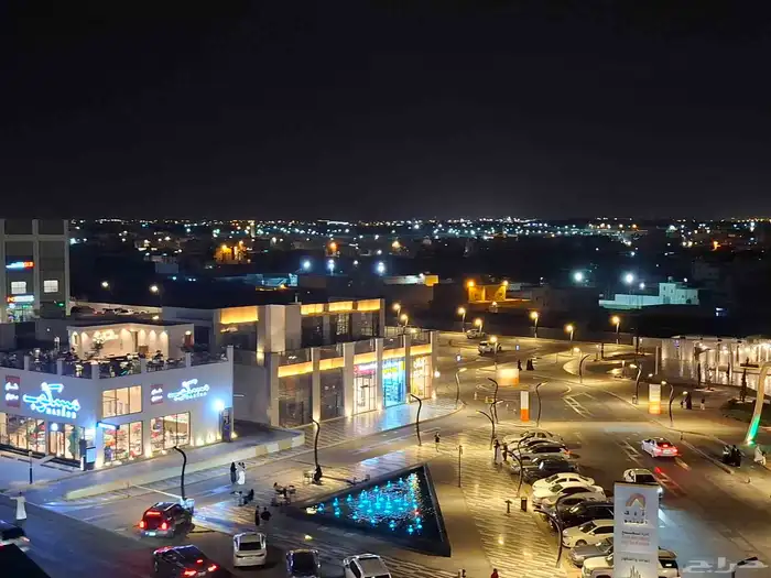 عروض مميزة على إيجار المعارض والتراسات - ستريب مول أرك أفينو 13
