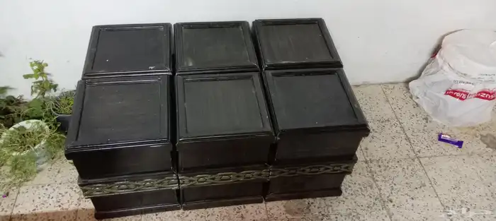 طاوله معه خدماتها 7 قطع جديده مافيه كسور 1