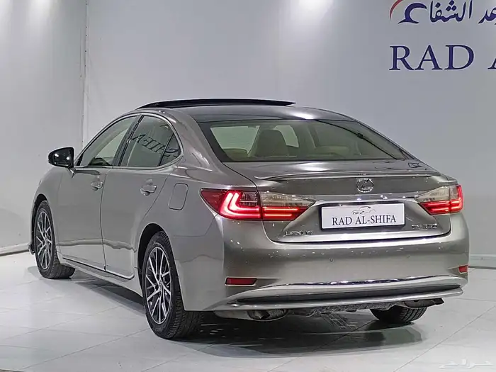 لكزس ES350 CC 2016 7